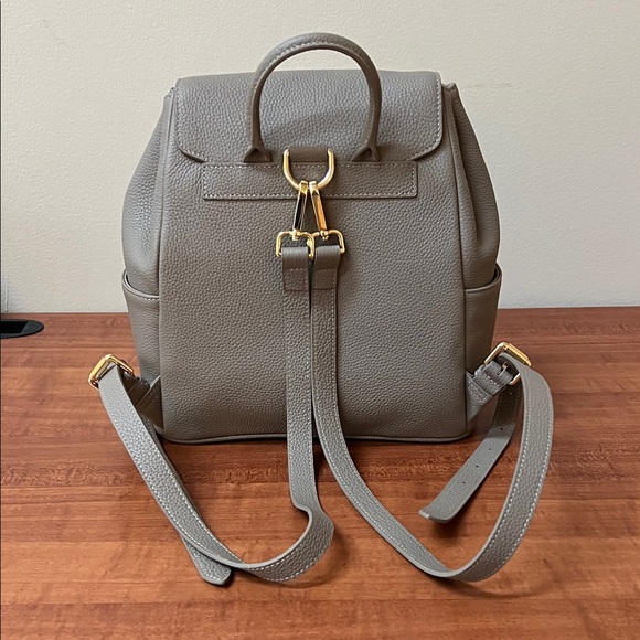 DUYP Luxury Backpack Leather Taupe - Picture 3 of 13